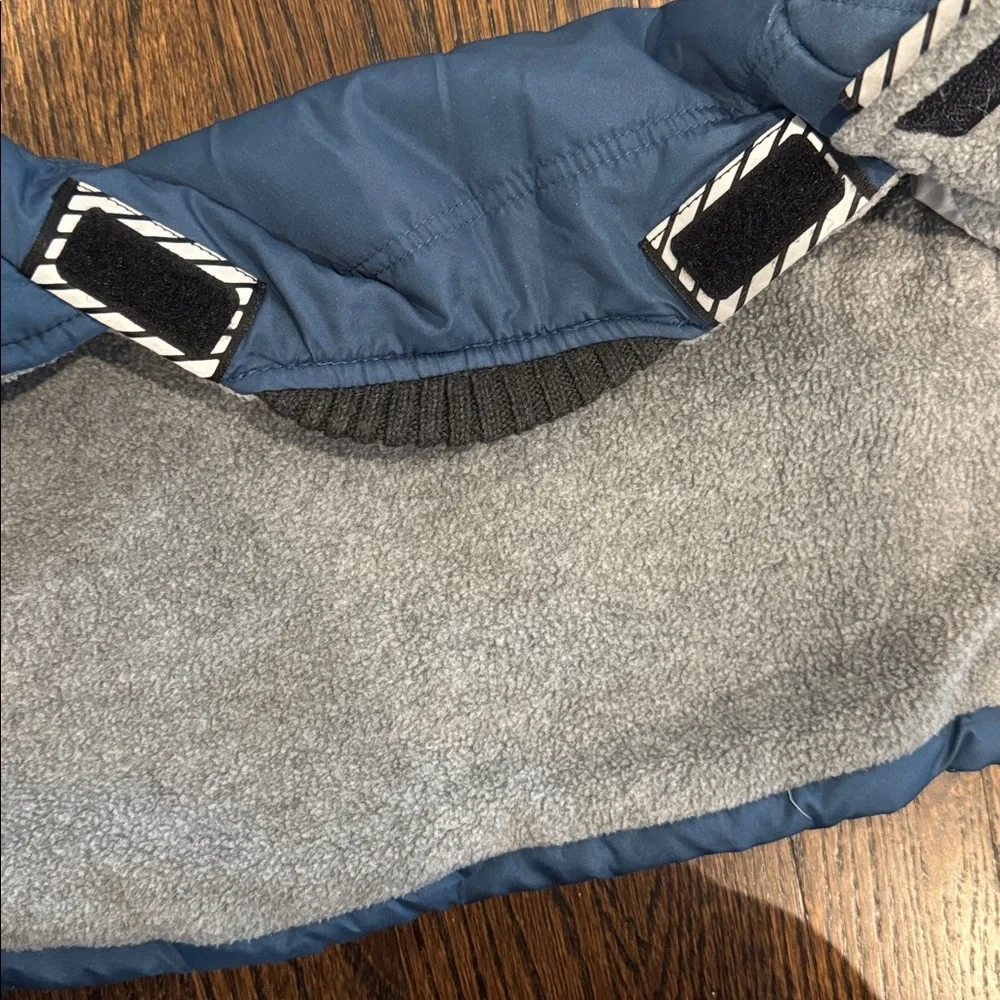 Buckle me baby toasty coast Deepest of Oceans 6-9 months blue